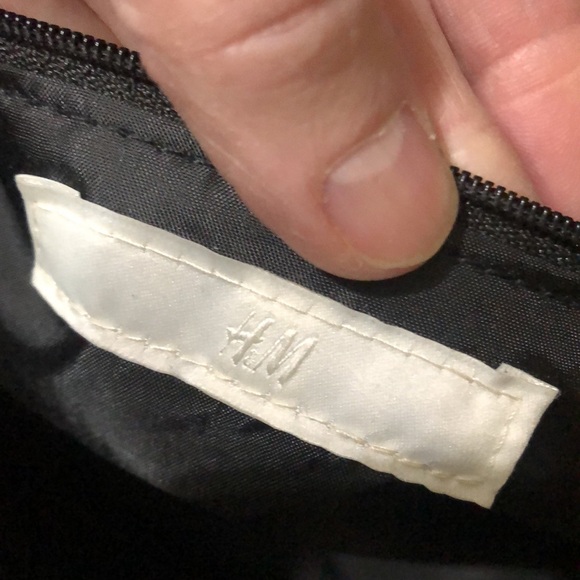 H&M gold handbag - Picture 4 of 5